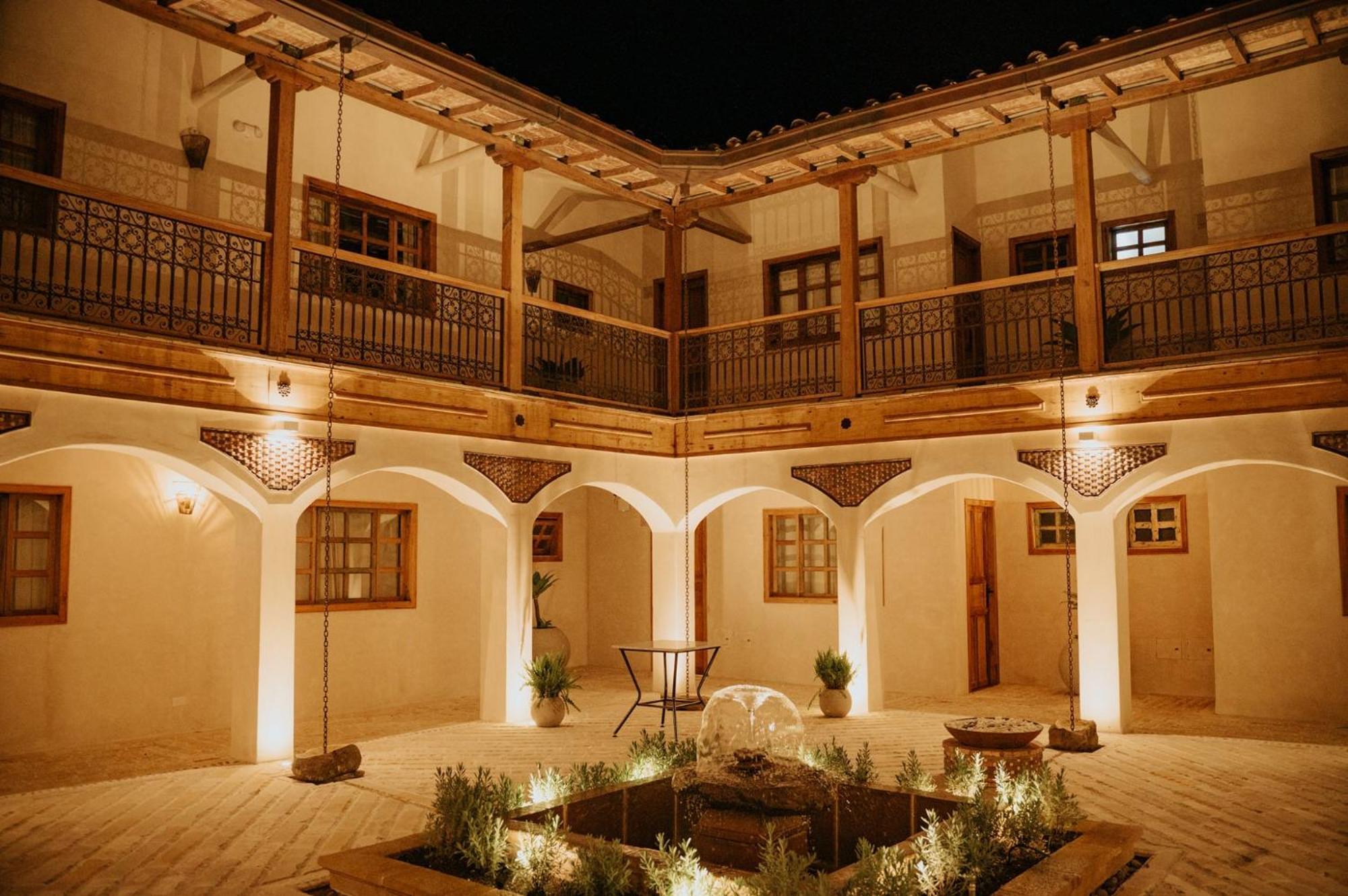 Hotel La Corada 4*