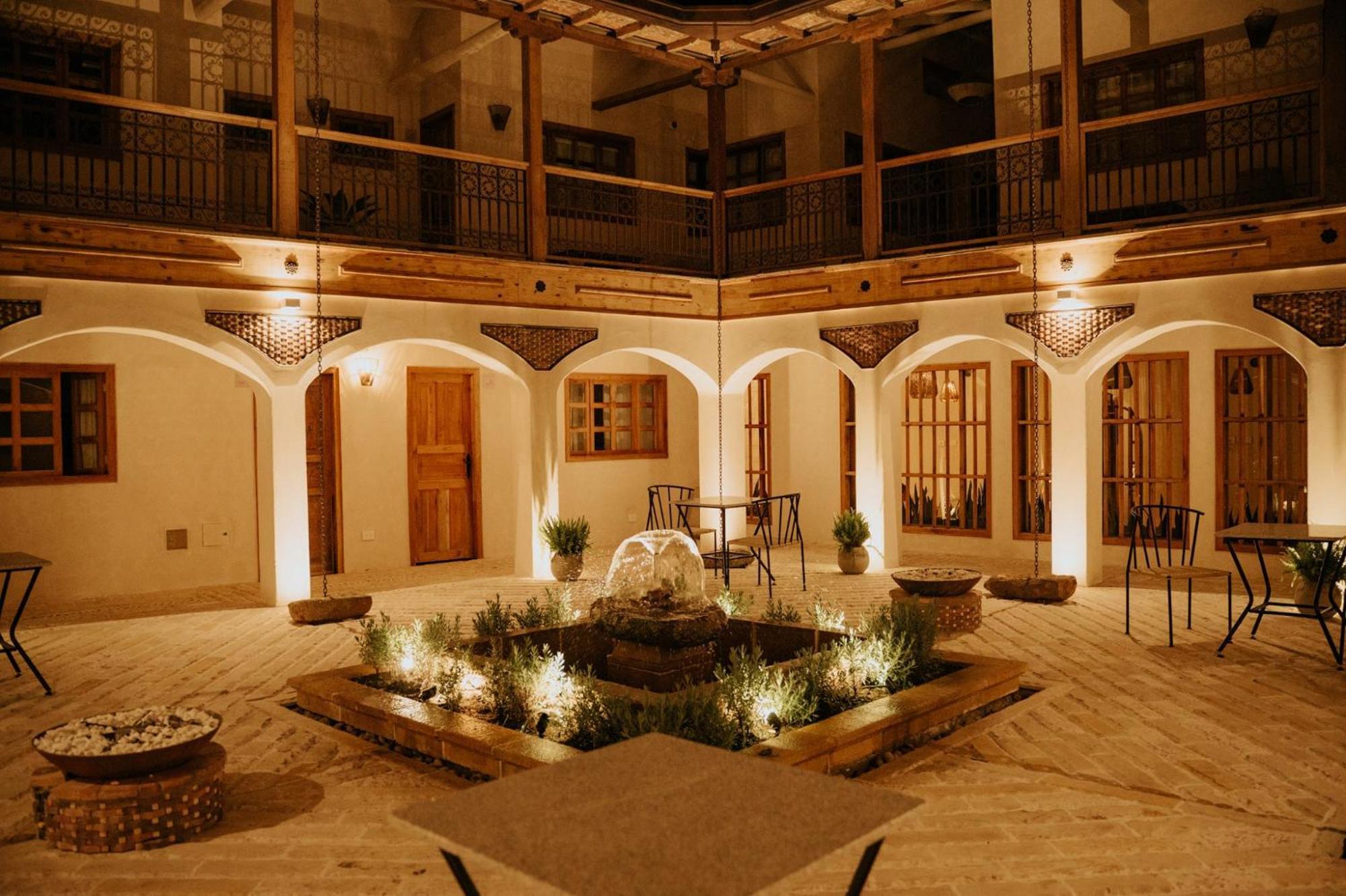 La Corada 4*