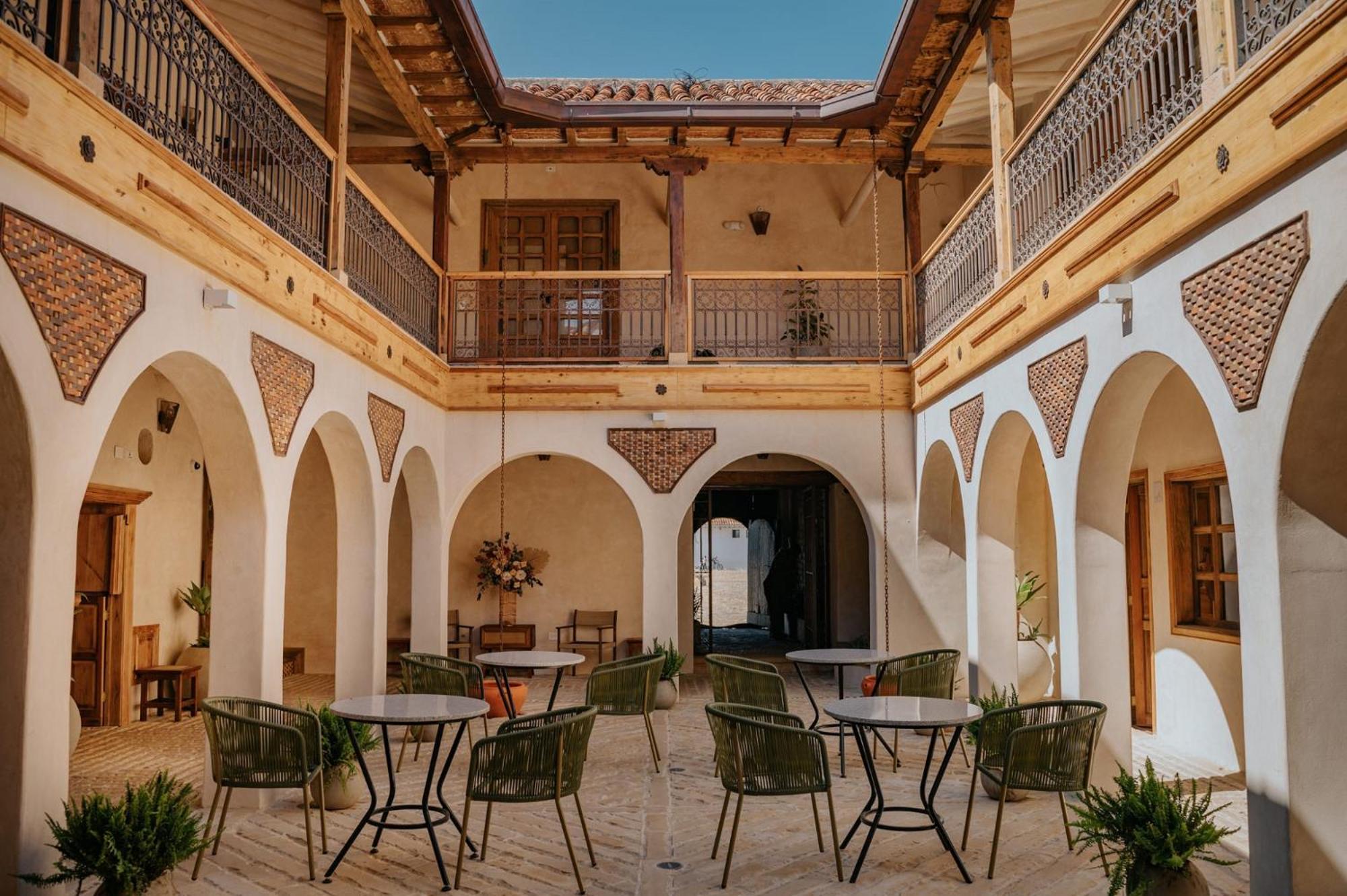 La Corada 4*