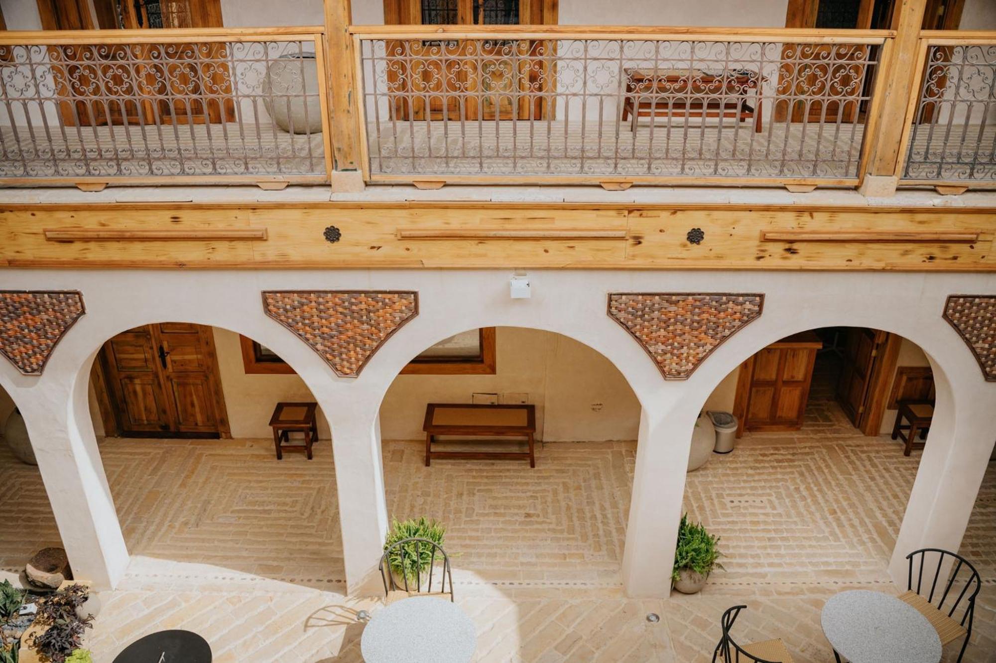 La Corada 4*
